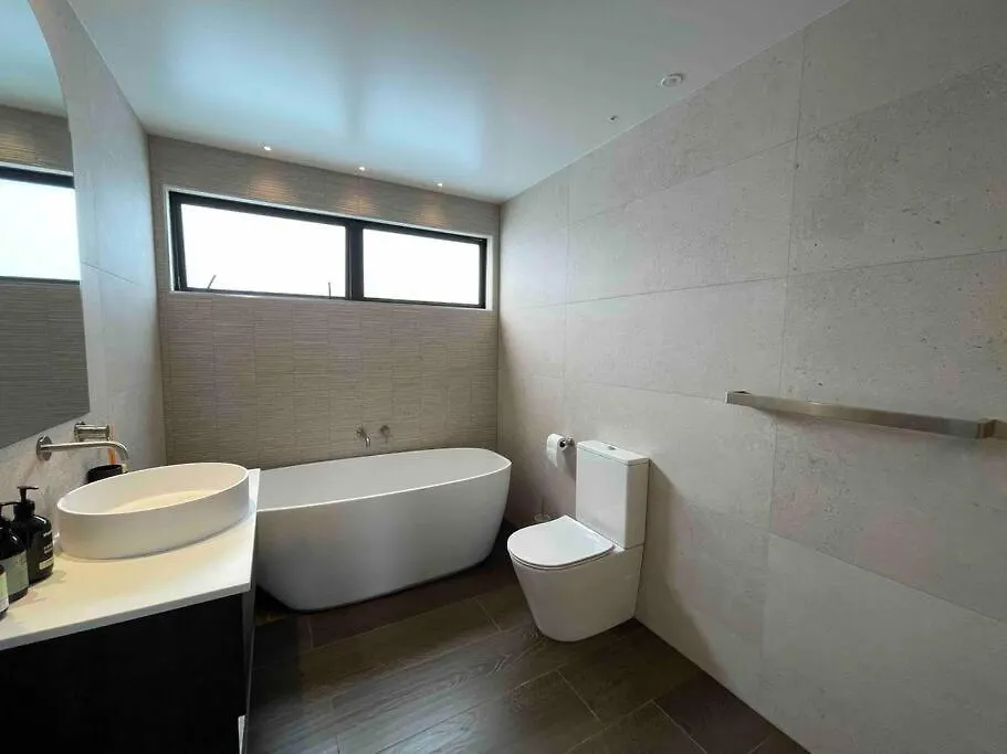 펜션 Luxury 3 Bedroom Home With Double Garage 크라이스트처치
