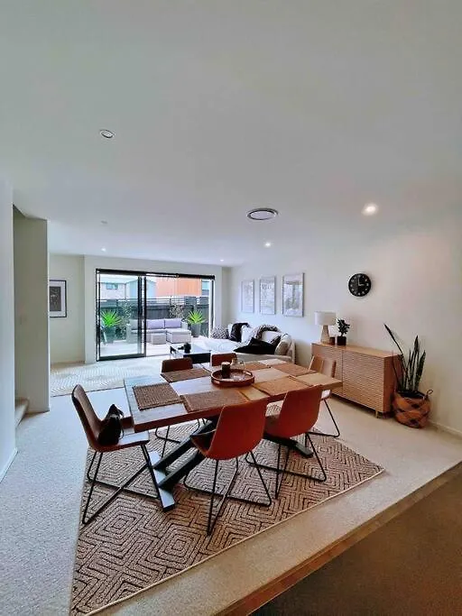 Luxury 3 Bedroom Home With Double Garage 基督城 新西兰